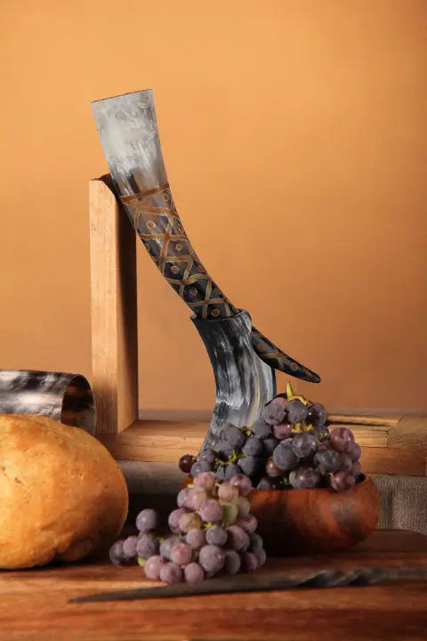 Drinking Horn with Stand Pack 2 - Holds Upto 10 oz, Natural