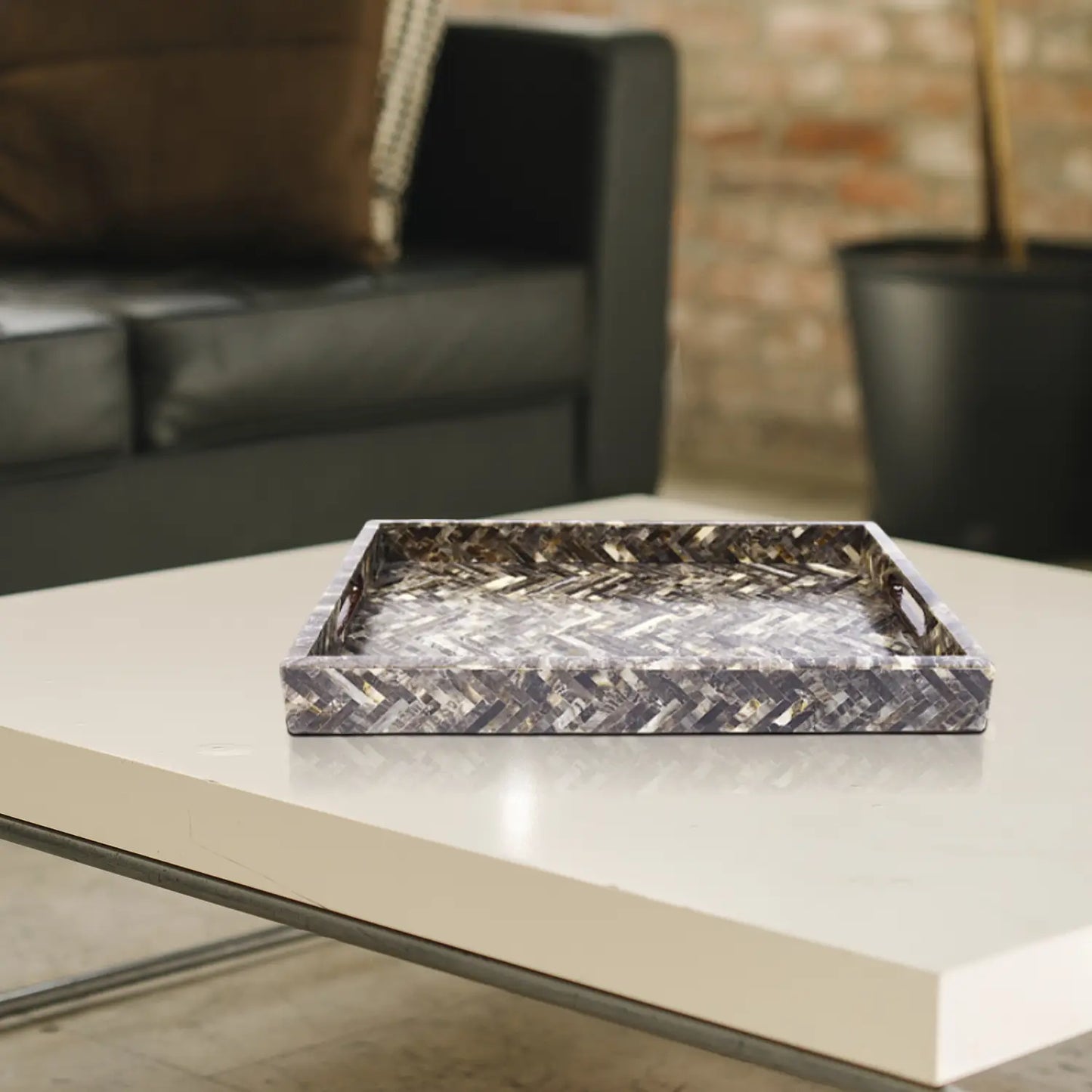 Decorative Tray Discovery Fantazia Pattern Resin Inlay Collection in 2 Sizes